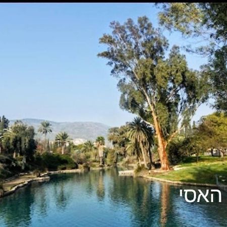Appartement יחידת אירוח קסומה למרגלות הגלבוע à Sede Terumot Extérieur photo