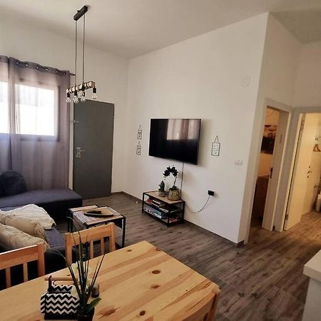 Appartement יחידת אירוח קסומה למרגלות הגלבוע à Sede Terumot Extérieur photo